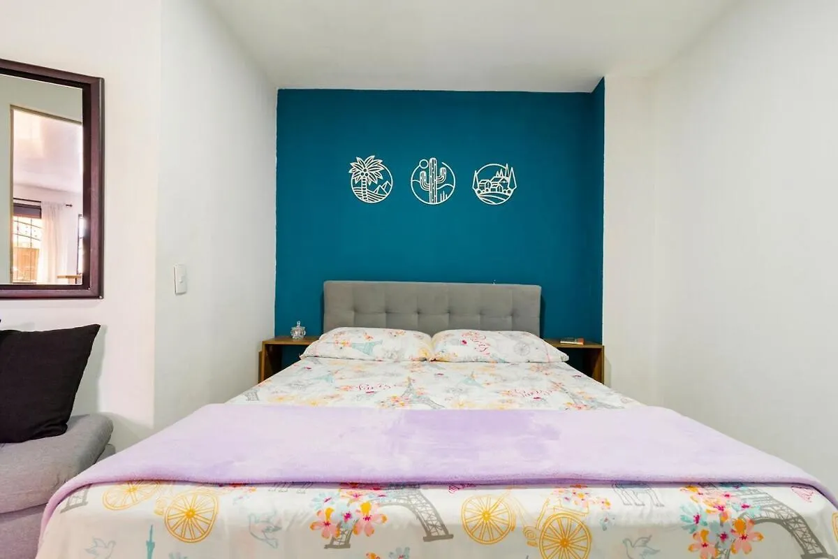 Studio Apartment In La Floresta Near The Subway Medellín
